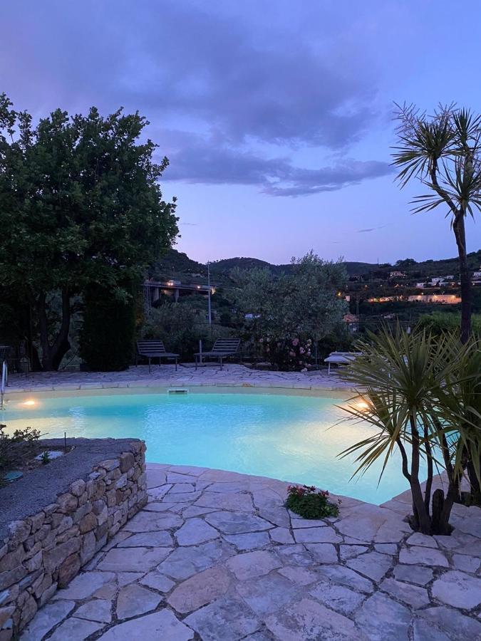 Relais San Sebastiano Villa Pietra Ligure Ngoại thất bức ảnh